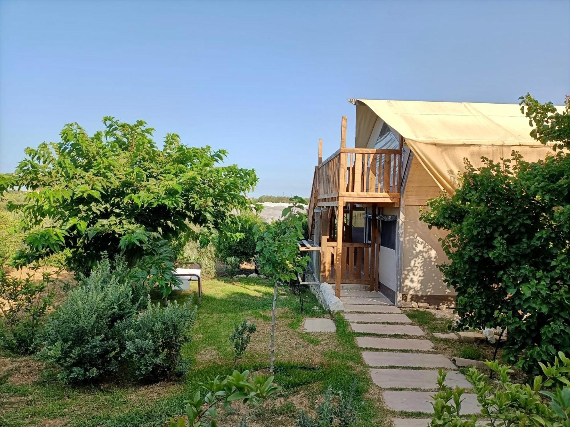 Ciriga Sicily Glamping Resort Santa Maria Del Focallo Exterior foto
